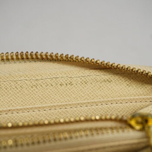 Louis Vuitton Damier Azur Zippy Bifold Long Wallet - Picture 7 of 14